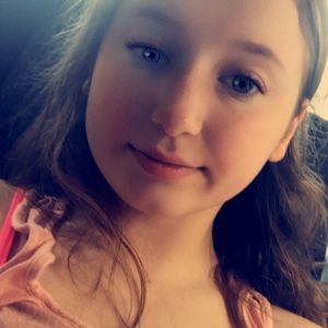 Meet your Posher, Lily